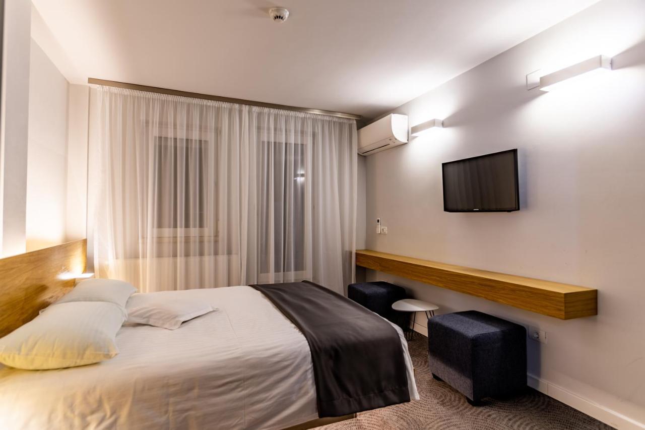 Hotel Silva Τιμισοάρα Εξωτερικό φωτογραφία